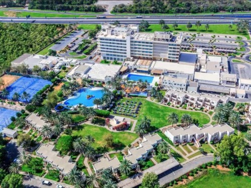 Radisson Blu Hotel & Resort, Al Ain